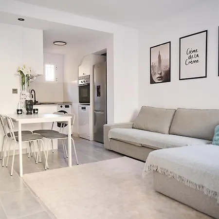 Residencia Simona 2 Apartment