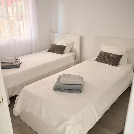 Residencia Simona 2 Apartment