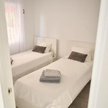 Apartamento Residencia Simona 2 *